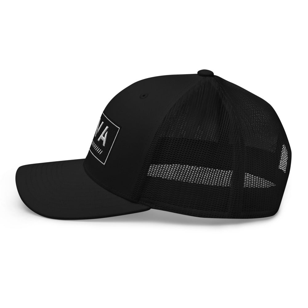 Signature Trucker Cap Black
